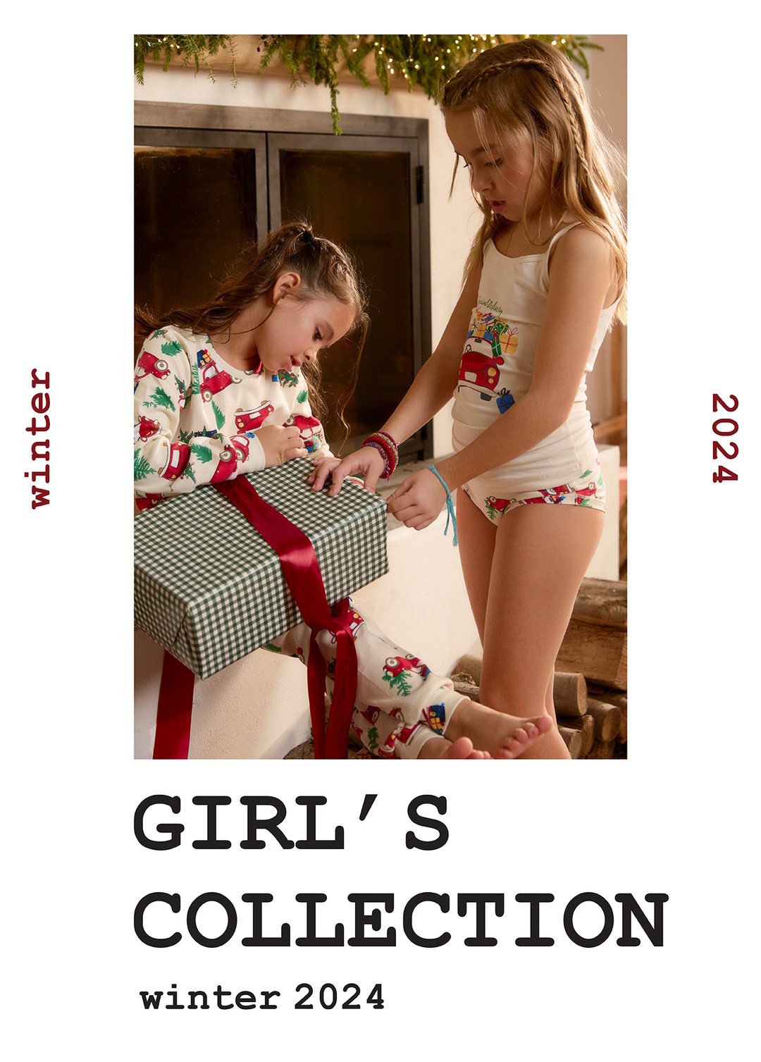 Djevojčice obučene u novogodišnje artikle otvarju poklon